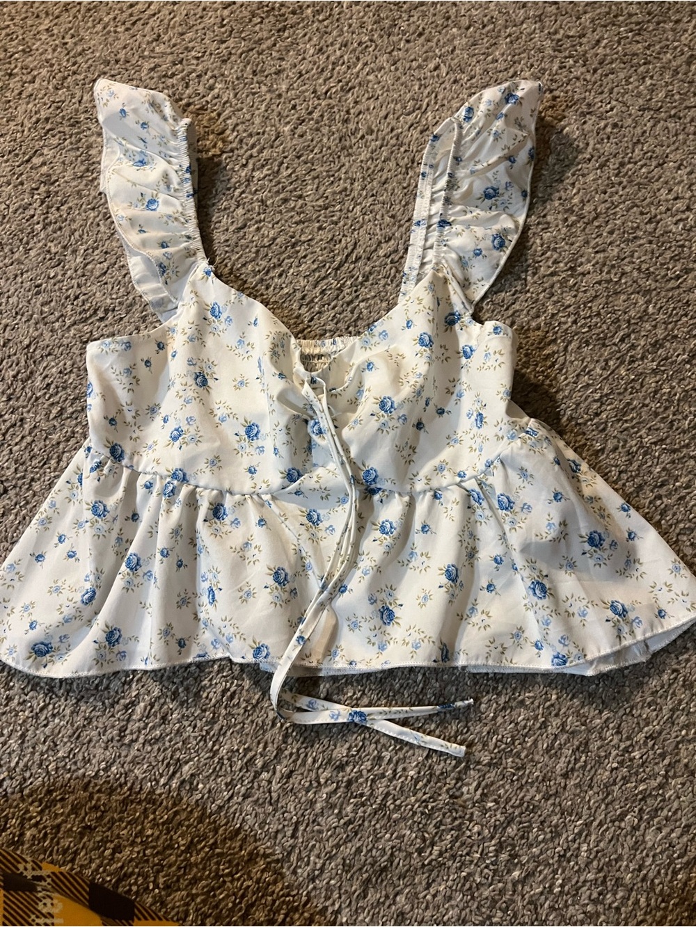Floral Ruffle Peplum Tie-Front blouse - Blue on White